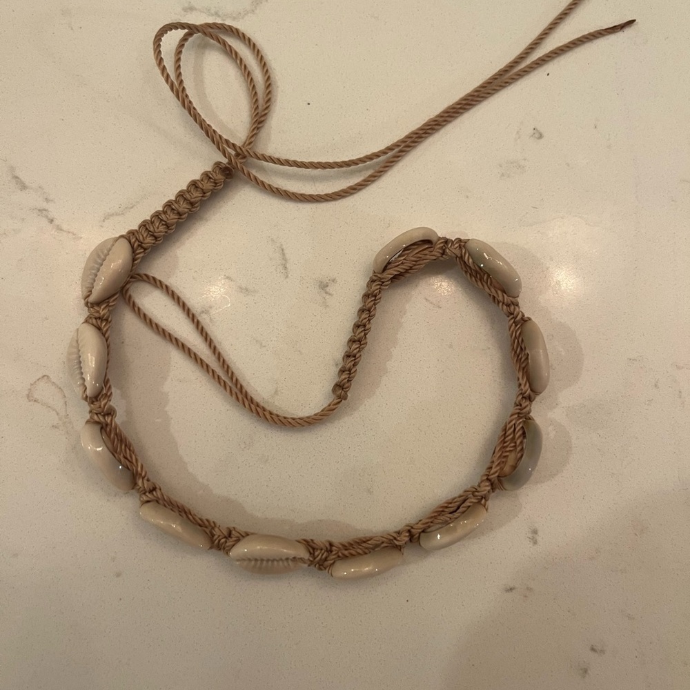 Beige Shell Necklace